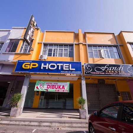 Golden Pearl Hotel Batu Pahat Buitenkant foto