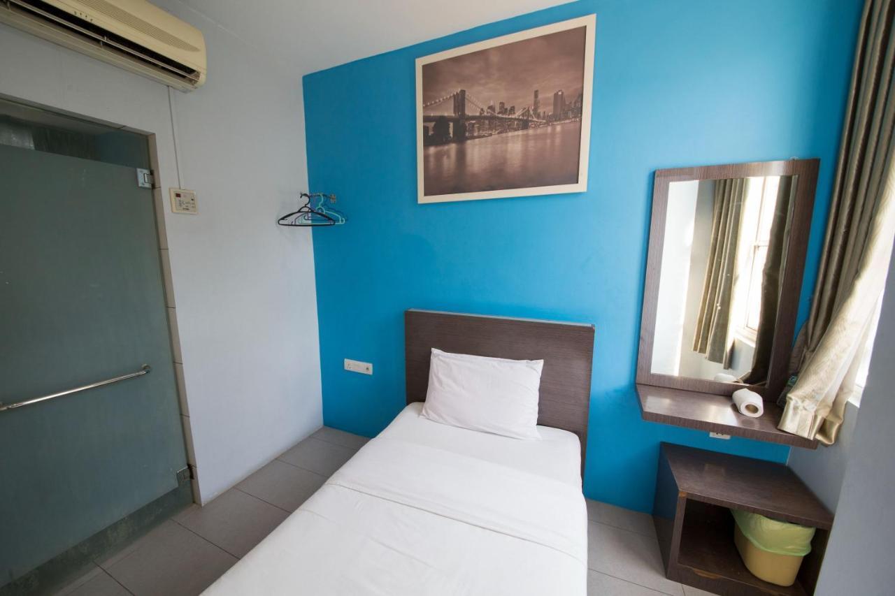 Golden Pearl Hotel Batu Pahat Buitenkant foto