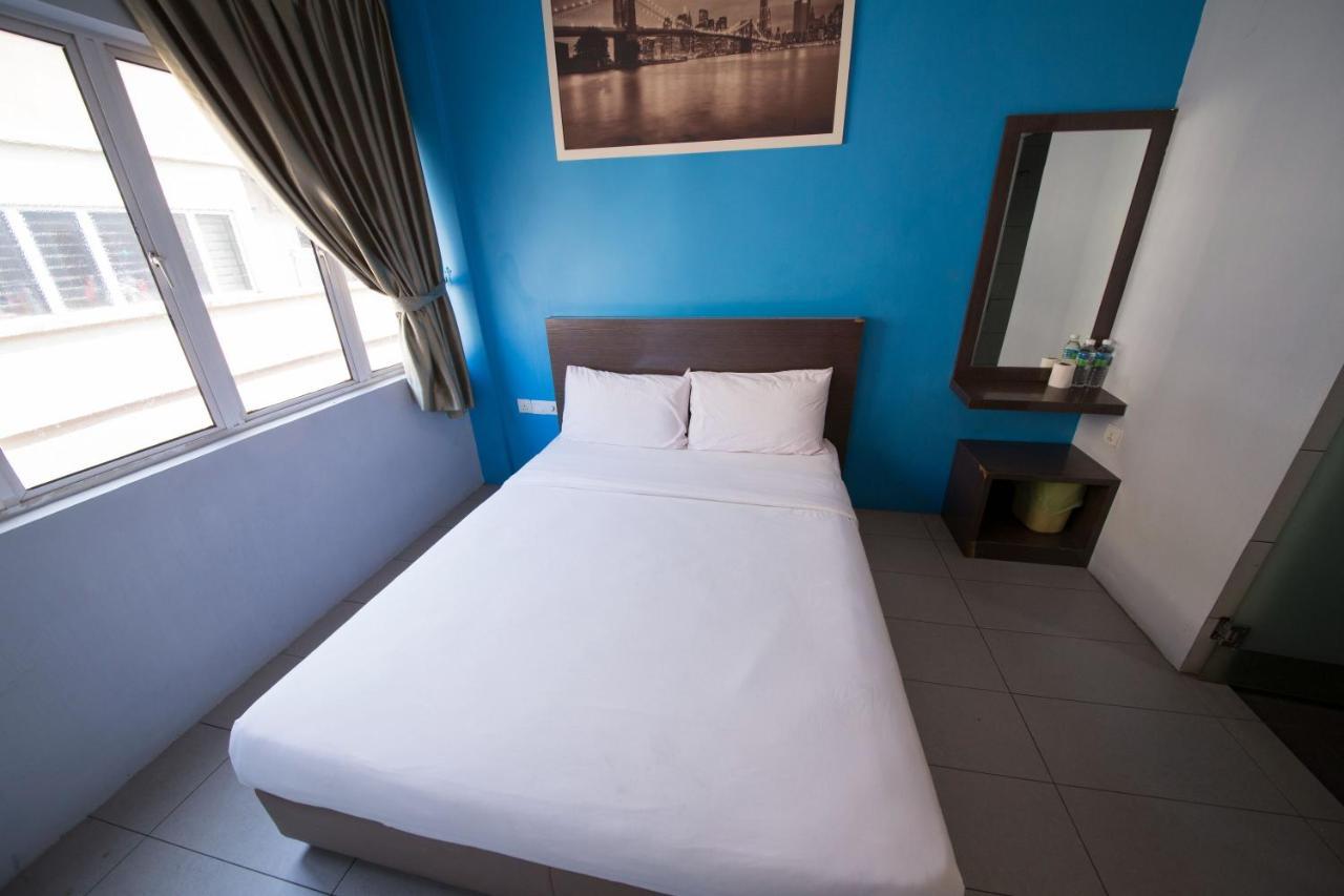 Golden Pearl Hotel Batu Pahat Buitenkant foto