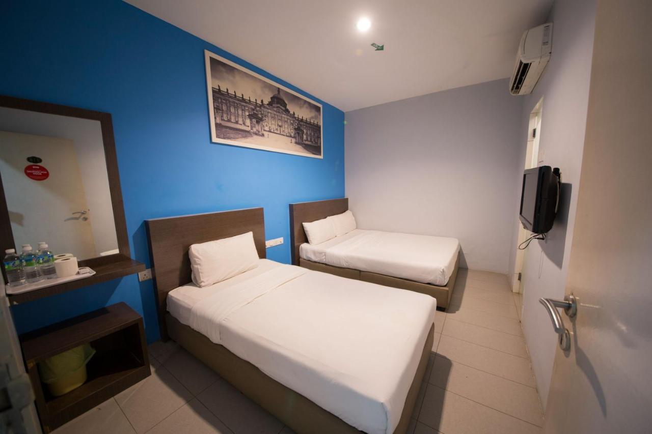 Golden Pearl Hotel Batu Pahat Buitenkant foto