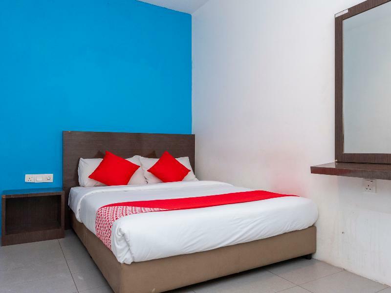 Golden Pearl Hotel Batu Pahat Buitenkant foto